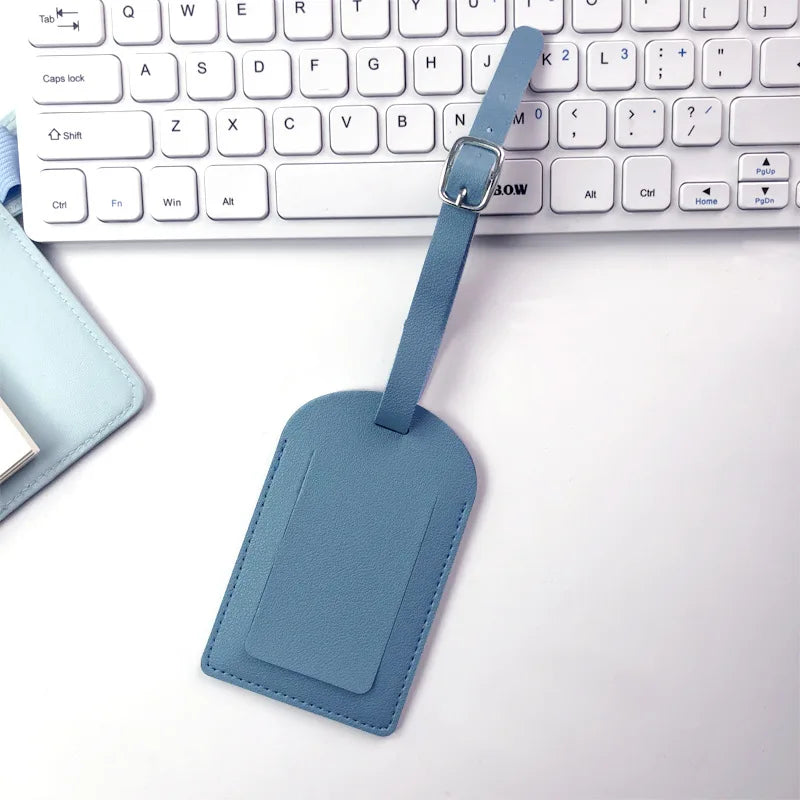 Étiquette de bagage cuir – Accessoire voyage élégant